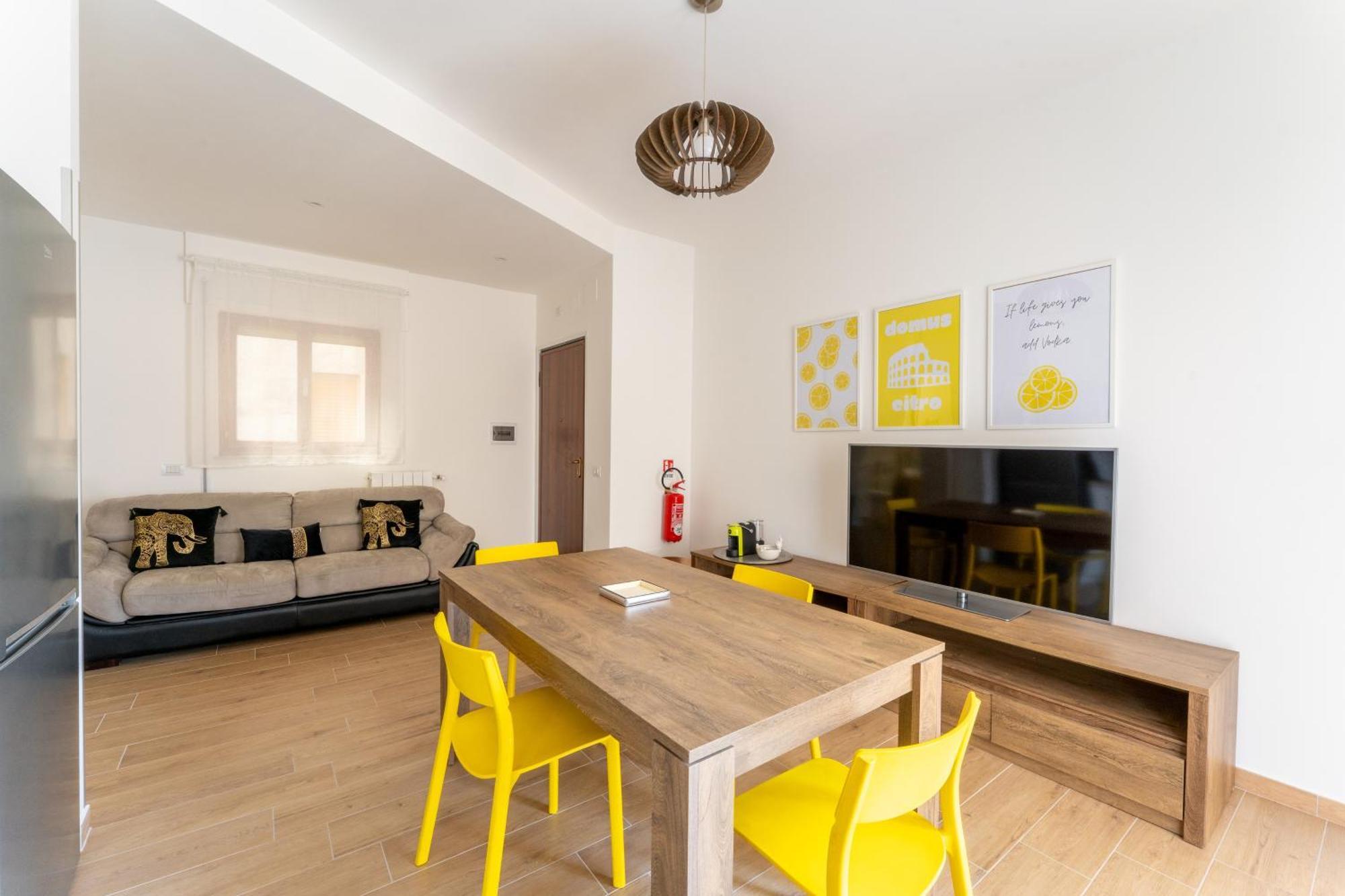Domus Citro, Cozy Flat In District Prenestina * Roma